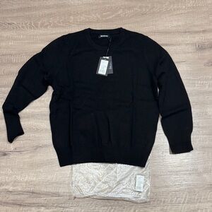 NWT black Naadam essential crew neck cashmere sweater